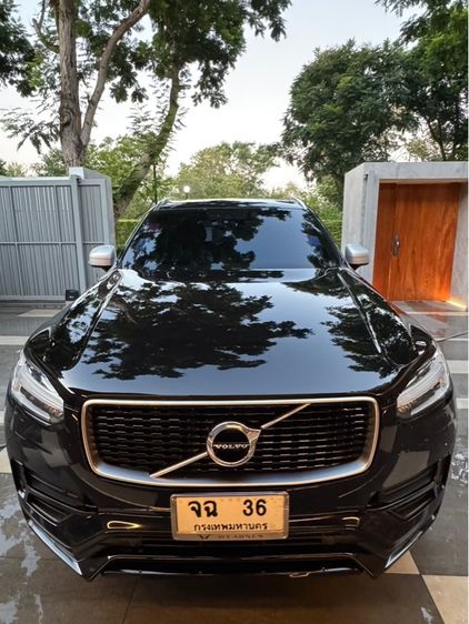 รถ Volvo XC90 2.0 Recharge Plus T8 Plug-in Hybrid Dark สี ดำ
