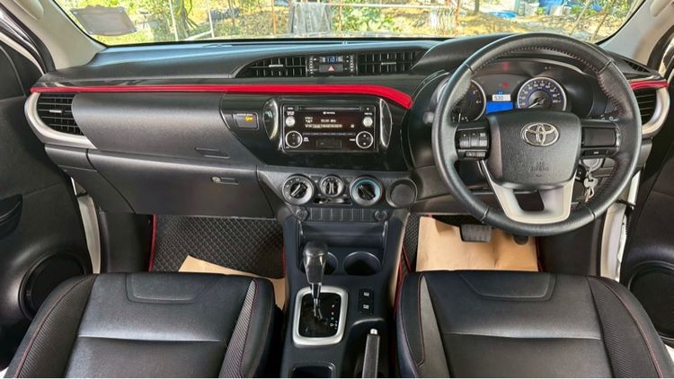 Toyota Hilux Revo 2018 2.4 Prerunner TRD Sportivo Pickup ดีเซล เกียร์อัตโนมัติ ขาว รูปที่ 3