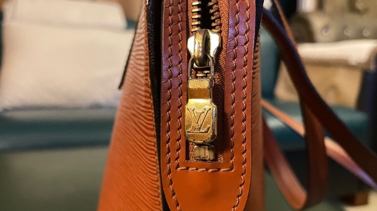 Louis Vuitton vintage epi saint-Jacques  รูปที่ 6