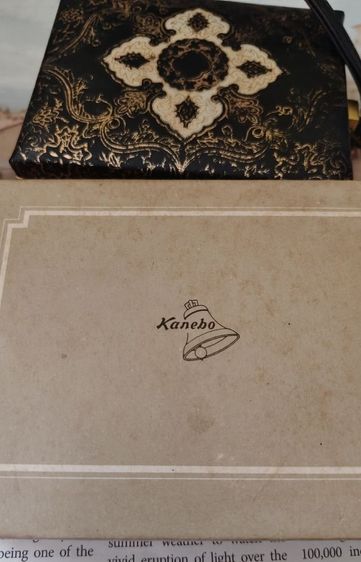 ตลับแป้งวินเทจจากแบรนด์ Kanebo พร้อมกล่อง รูปที่ 10