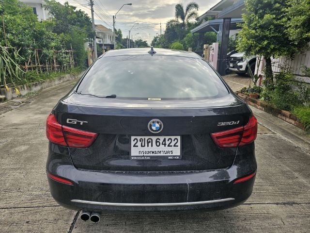 BMW Series 3 2019 320d Sedan ดีเซล ไม่ติดแก๊ส เกียร์อัตโนมัติ ดำ รูปที่ 2