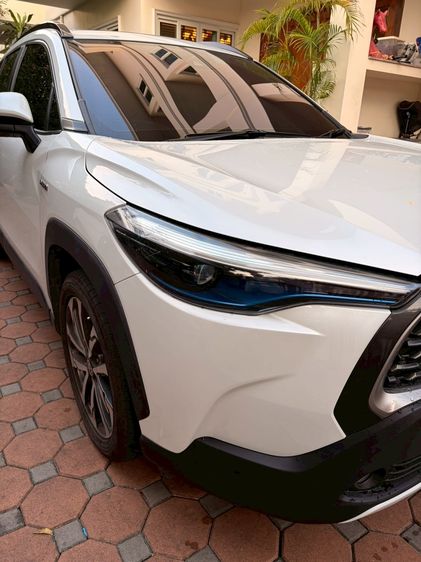 Toyota Corolla Cross 2021 1.8 Hybrid Premium Safety Sedan เบนซิน ไม่ติดแก๊ส เกียร์อัตโนมัติ ขาว รูปที่ 3