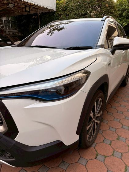 Toyota Corolla Cross 2021 1.8 Hybrid Premium Safety Sedan เบนซิน ไม่ติดแก๊ส เกียร์อัตโนมัติ ขาว รูปที่ 4
