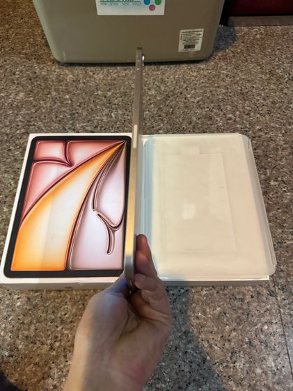 ขายถูกๆๆiPadAir7 M3 สีใหม่Star Light 128กิ๊กยกกล่องสูนTrueสภาพสวยๆใช้งานดีถูกมากกก รูปที่ 6