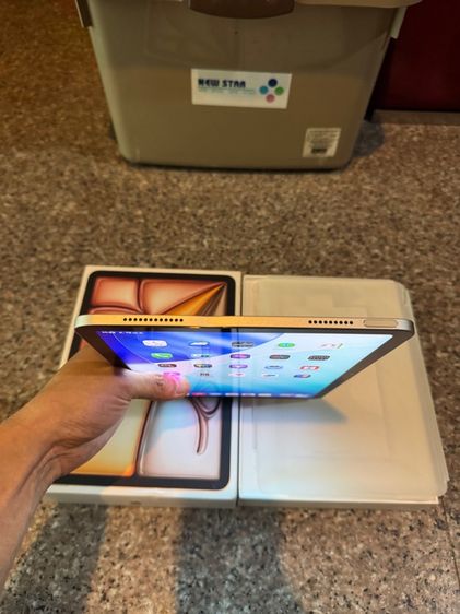 ขายถูกๆๆiPadAir7 M3 สีใหม่Star Light 128กิ๊กยกกล่องสูนTrueสภาพสวยๆใช้งานดีถูกมากกก รูปที่ 3