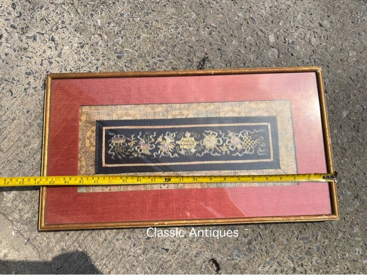 ภาพปัก ลายอาวุธเซียน ดิ้นทองจีนโบราณ เก่าสะสม รูปที่ 13