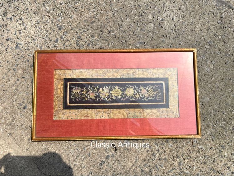 ภาพปัก ลายอาวุธเซียน ดิ้นทองจีนโบราณ เก่าสะสม รูปที่ 5