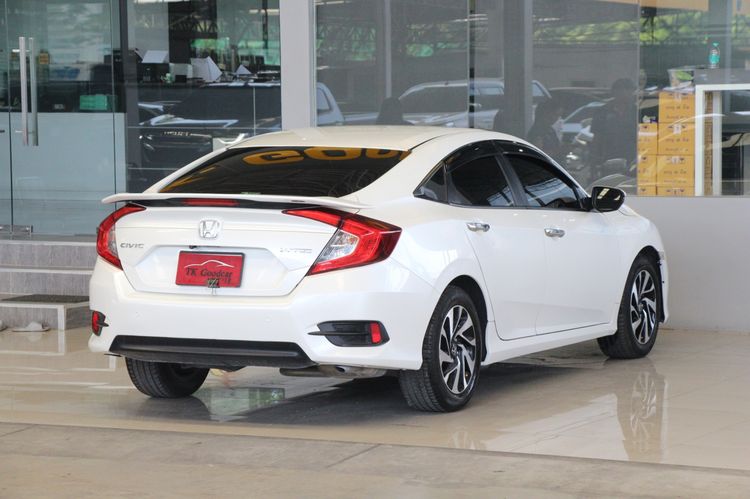 Honda Civic 2016 1.8 EL i-VTEC Sedan เบนซิน ไม่ติดแก๊ส เกียร์อัตโนมัติ ขาว รูปที่ 2