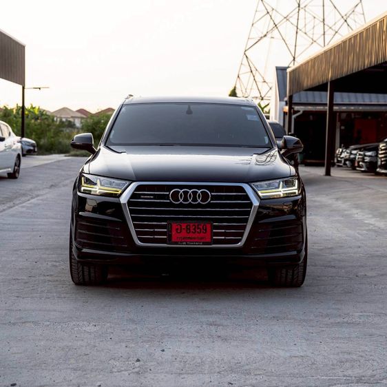 Audi Audi Q7  2018 3.0 TFSI Quattro S Line 4WD Sedan เบนซิน ดำ รูปที่ 2