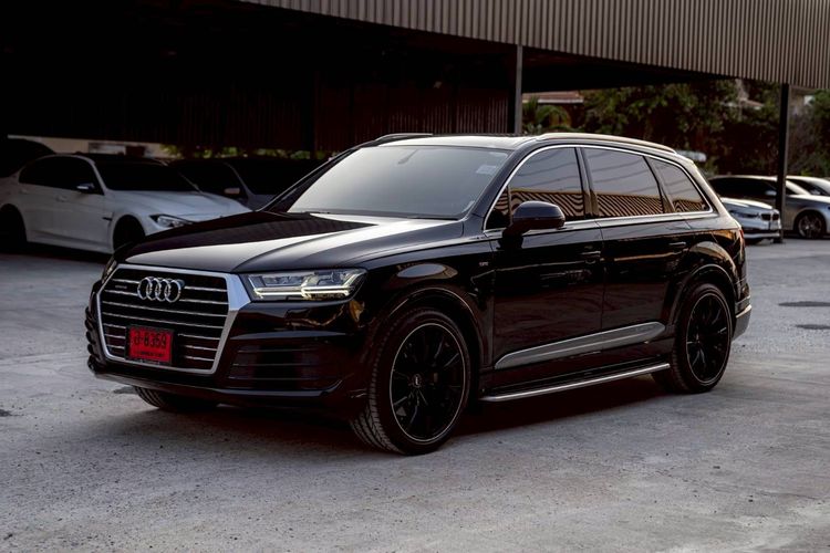 รถ Audi Audi Q7  3.0 TFSI Quattro S Line 4WD สี ดำ