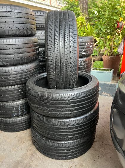 ยาง Dunlop 225 45 21 เส้น 1200 บาท