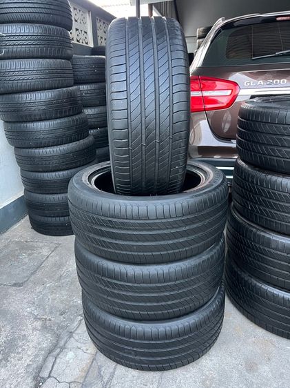 ยาง Michelin 225 50 17 ปี21 เส้น 600 บาท