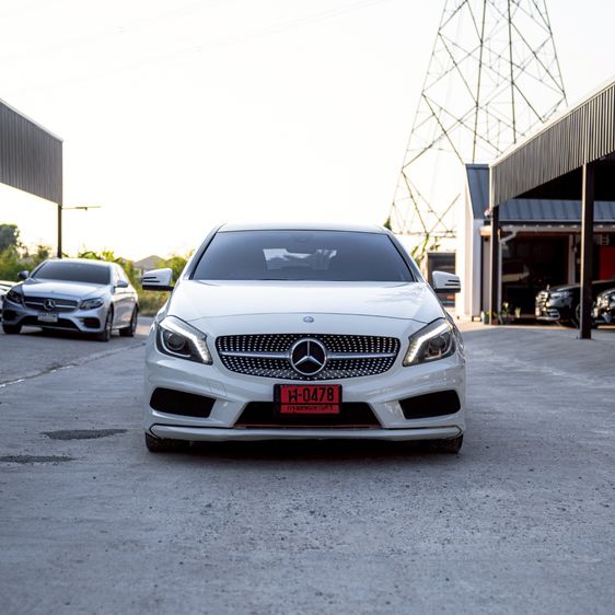 Mercedes-Benz A-Class 2013 A250 เบนซิน ขาว รูปที่ 2