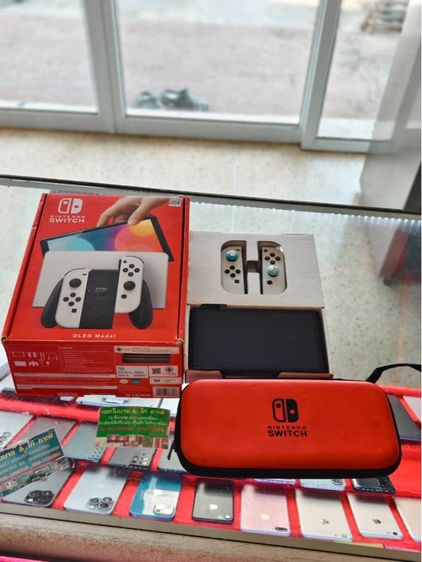 - Nintendo Switch Oled 