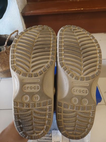 crocs แท้ พื้นเต็มๆ ใช้งานไม่ถึงเดือน สภาพดีมาก  รูปที่ 8
