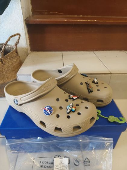 crocs แท้ พื้นเต็มๆ ใช้งานไม่ถึงเดือน สภาพดีมาก  รูปที่ 2