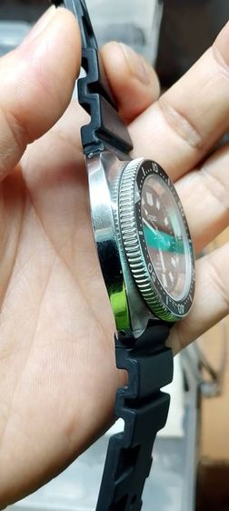 SEIKO Prospex Divers 200m.Men's Automatic ตะพาบดำ เครื่อง 4r35 เดินปรกติ ขนาดหน้า 43-47มม.รวมยม.สายยาวสภาพสวย ใส่ลุย กันน้ำ  รูปที่ 9