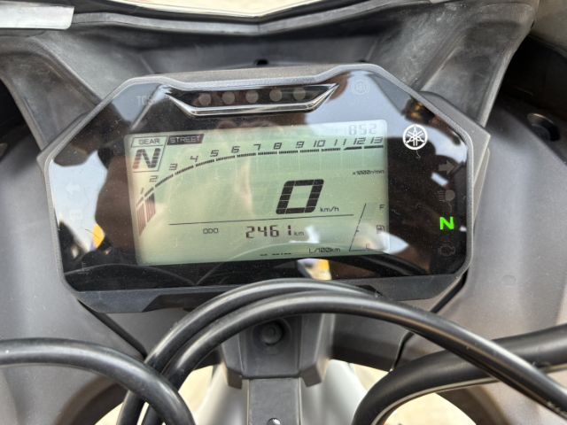  R15 รูปที่ 11