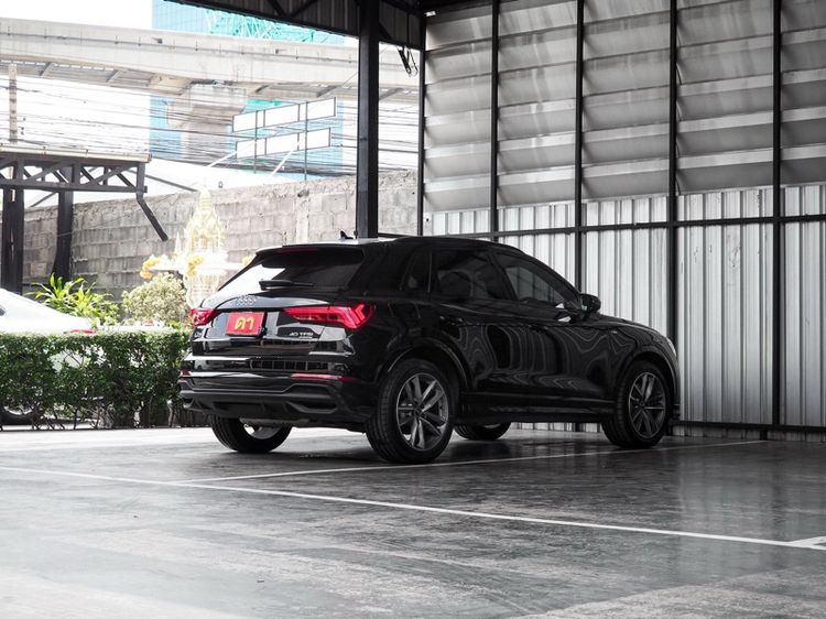 Audi Audi Q3  2025 2.0 TFSI Quattro 4WD Utility-car เบนซิน ไม่ติดแก๊ส เกียร์อัตโนมัติ ดำ รูปที่ 4