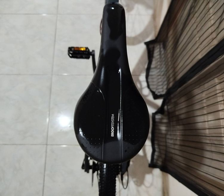 Selling my Triban GRVL 520 (Size M). Great gravel bike for commuting or long-distance touring. Best fits riders 173-181 cm tall. Well-mainta รูปที่ 11