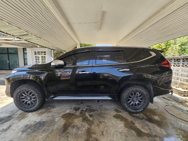 Mitsubishi Pajero Sport 2019 2.4 GT Premium 2WD Utility-car ดีเซล ไม่ติดแก๊ส เกียร์อัตโนมัติ ดำ รูปที่ 4