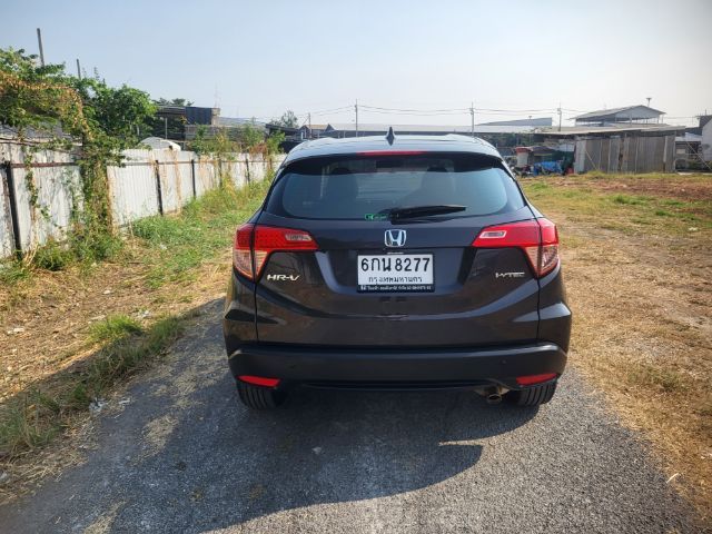 Honda HR-V 2017 1.8 E Sedan เบนซิน ไม่ติดแก๊ส เกียร์อัตโนมัติ เทา รูปที่ 2