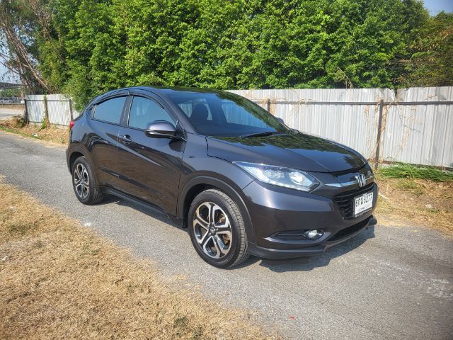 รถ Honda HR-V 1.8 E สี เทา