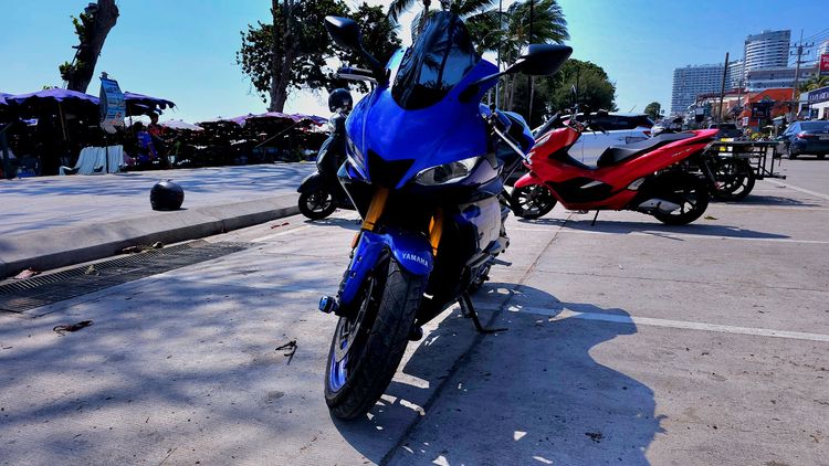 Yamaha YZF-R3 2019 รูปที่ 2