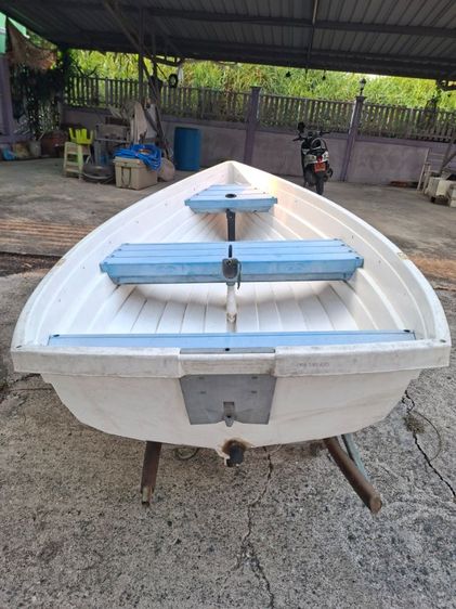 ขายเรือใบ waker bay us พร้อมเครื่อง Suzuki 2.5โฟร์มีล้อลาก  รูปที่ 3