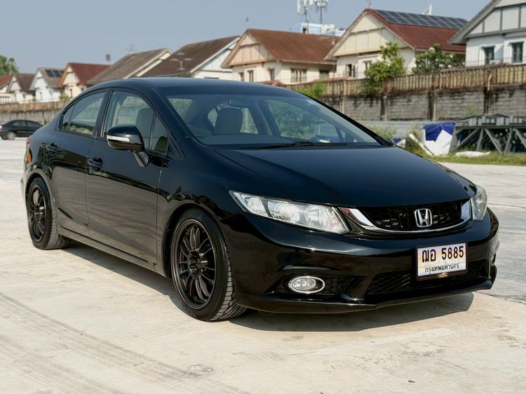 Honda Civic 2013 1.8 E i-VTEC Sedan เบนซิน ไม่ติดแก๊ส เกียร์อัตโนมัติ ดำ รูปที่ 2