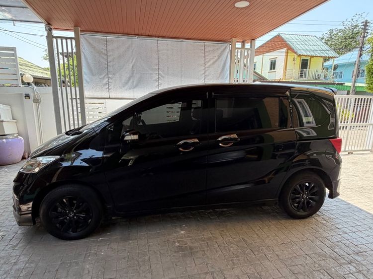Honda Freed 2013 1.5 E Utility-car เบนซิน เกียร์อัตโนมัติ ดำ