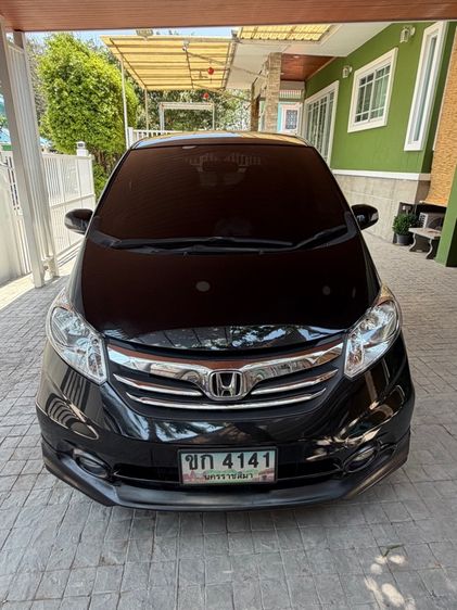 Honda Freed 2013 1.5 E Utility-car เบนซิน เกียร์อัตโนมัติ ดำ รูปที่ 4
