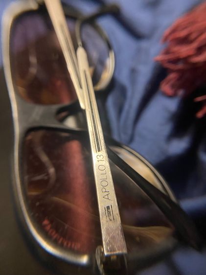 แว่นตากันแดดรุ่นเก่าครับ รูปที่ 4