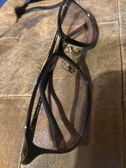 แว่นตาเลนส์ใสกันลม