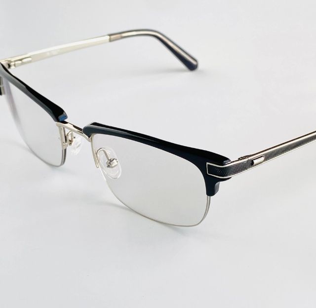 แว่นตา  Original Penguin 
  รูปที่ 18