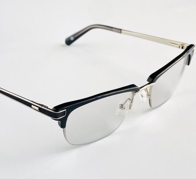 แว่นตา  Original Penguin 
  รูปที่ 15