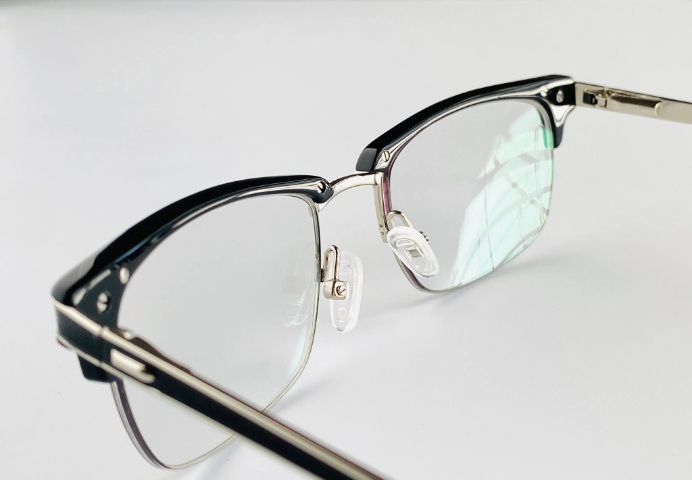 แว่นตา  Original Penguin 
  รูปที่ 13