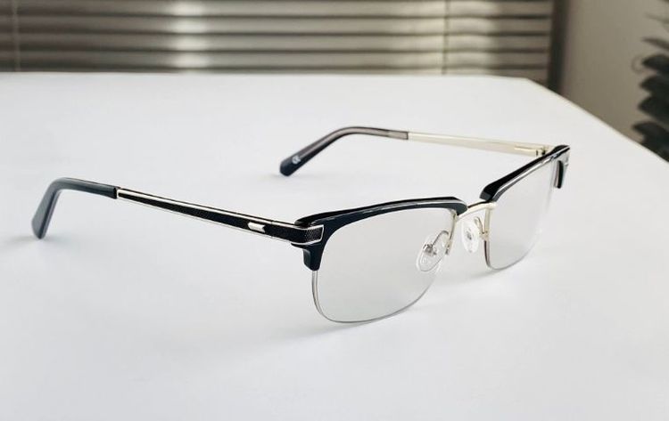 แว่นตา  Original Penguin 
  รูปที่ 7