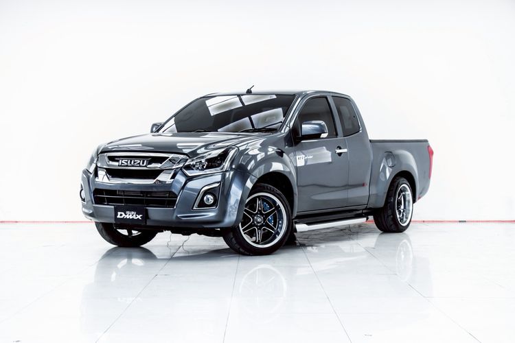 รถ Isuzu D-MAX 1.9 L สี เทา