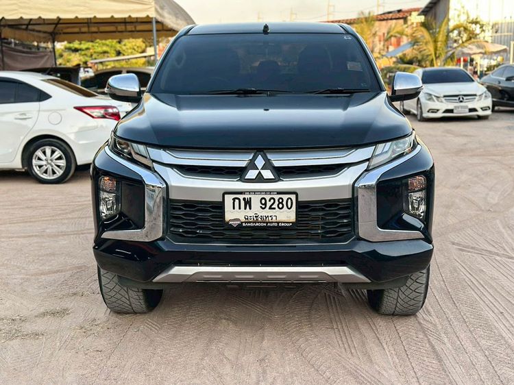 Mitsubishi Triton 2020 2.4 GLX Plus Pickup ดีเซล ไม่ติดแก๊ส เกียร์ธรรมดา ดำ รูปที่ 2