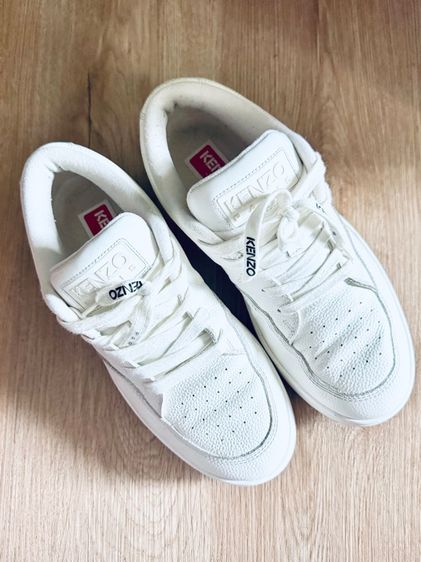 Used Kenzo Dome Low Top Sneaker Blanc Case Size 42 รูปที่ 2