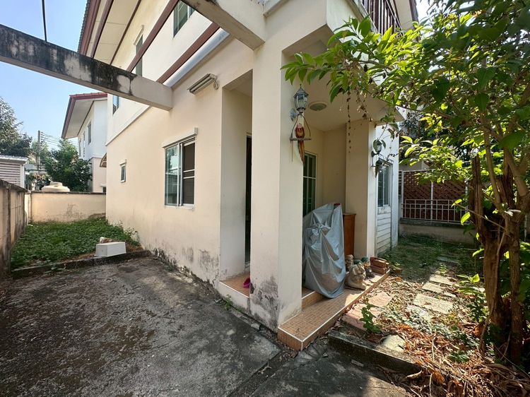 อื่นๆ ไม่มี สร้างเสร็จก่อน 2010 บ้านแฝดสไตล์บ้านเดี่ยว รังสิต บ้านฟ้ากรีนพาร์ค รังสิตคลอง 3  (ขนาด 37 ตร.ว.) ถ.รังสิต-นครนายก ปทุมธานี ถนนวงแหวนรอบนอกตะวันออก รูปที่ 2