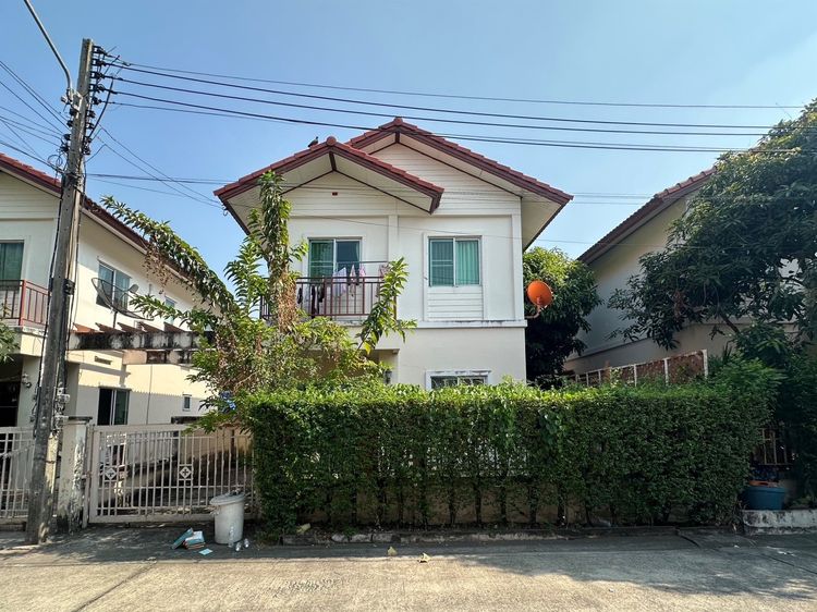บ้านแฝดสไตล์บ้านเดี่ยว รังสิต บ้านฟ้ากรีนพาร์ค รังสิตคลอง 3  (ขนาด 37 ตร.ว.) ถ.รังสิต-นครนายก ปทุมธานี ถนนวงแหวนรอบนอกตะวันออก