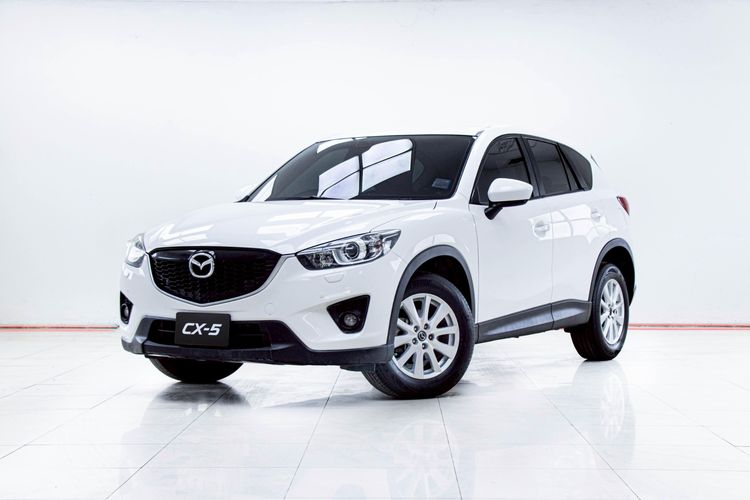 รถ Mazda CX-5 2.0 S สี ขาว