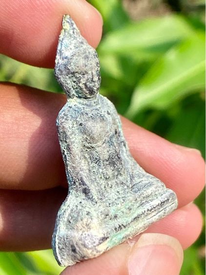 พระร่วงนั่งหลังลิ่ม เนื้อชินเงิน กรุวัดช้างล้อม จ.สุโขทัว รูปที่ 3