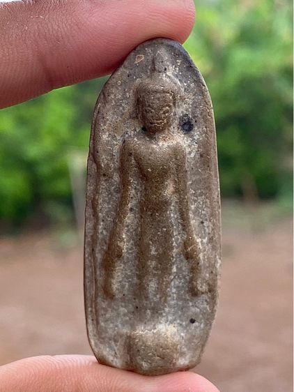 พระร่วงเปิดโลก พิมพ์นิยม กรุเตาทุเรียง สุโขทัย