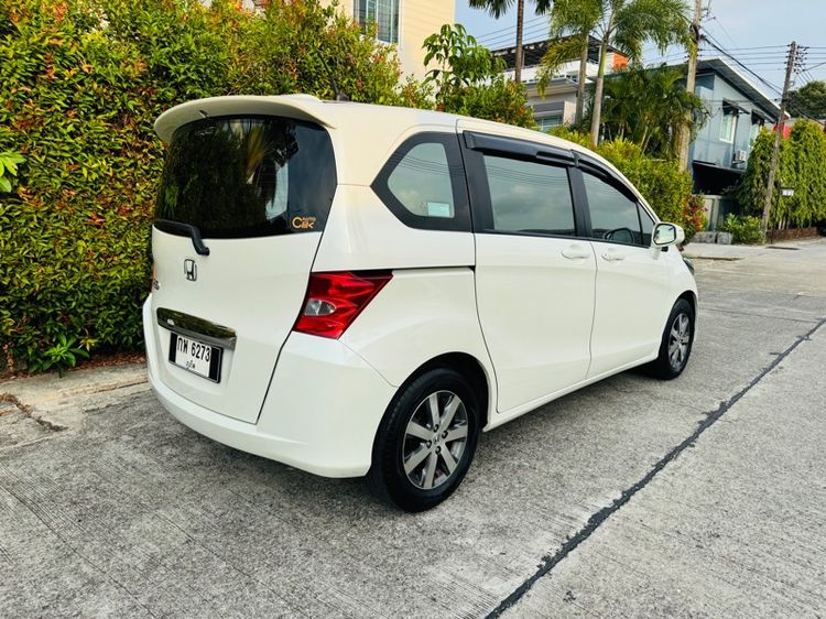 Honda Freed 2011 1.5 E Sport Utility-car เบนซิน ไม่ติดแก๊ส เกียร์อัตโนมัติ ขาว รูปที่ 3