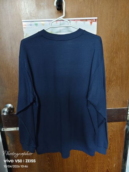 คอกลม แขนยาว กรมท่า Uniqlo. สภาพเหมือนใหม่ xxl. ขาย 380 บาทรวมส่งครับ รูปที่ 2