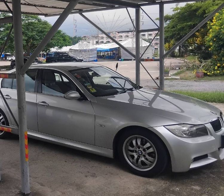BMW Series 3 2006 320i Sedan เบนซิน ไม่ติดแก๊ส เกียร์อัตโนมัติ เทา รูปที่ 3