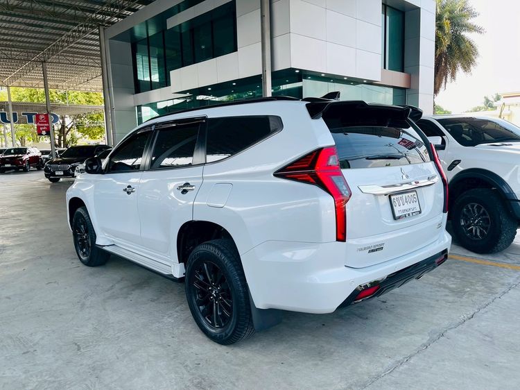 Mitsubishi Pajero Sport 2022 2.4 GT Premium Elite Edition 4WD Utility-car ดีเซล ไม่ติดแก๊ส เกียร์อัตโนมัติ ขาว รูปที่ 4